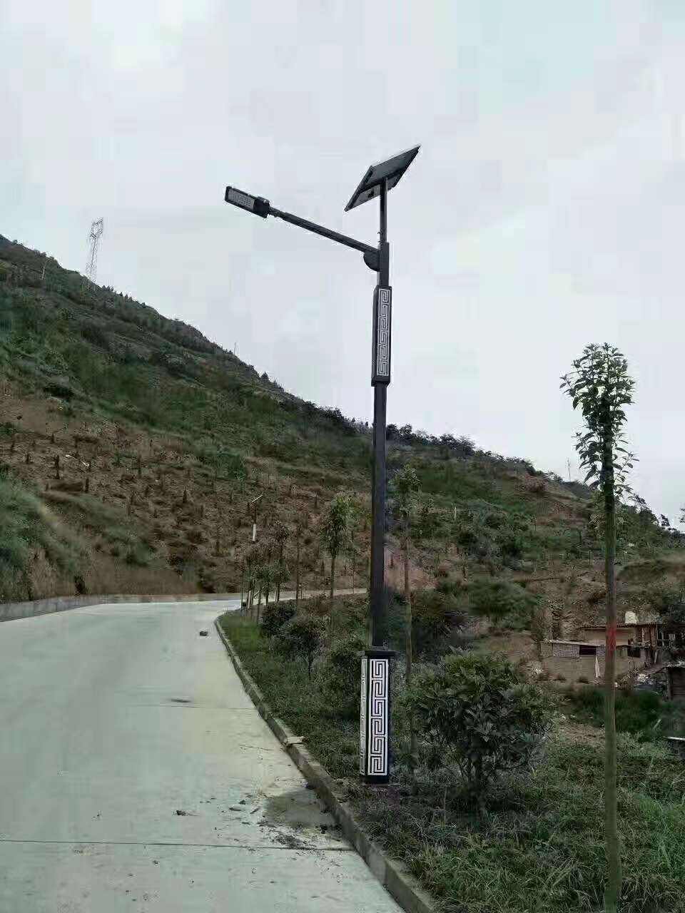 驿城区仿古太阳能路灯